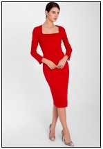 Красное платье-футляр