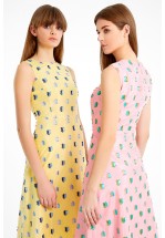 Летнее розовое платье миди