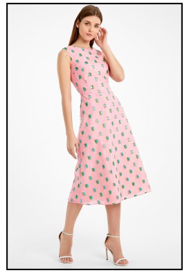 Літня рожева сукня міді