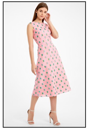 Літня рожева сукня міді