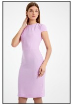 Лілова сукня-футляр до коліна