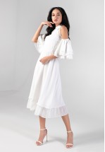 Ніжна біла сукня міді з відкритими плечима