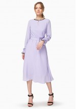 Ніжна сукня міді