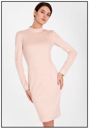Сукня з екозамші у кольорі нюд
