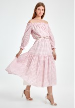 Сукня міді з відкритими плечима