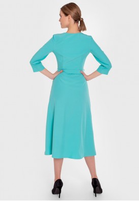 Сукня міді на запах в смарагдовому кольорі