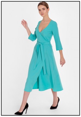 Сукня міді на запах в смарагдовому кольорі