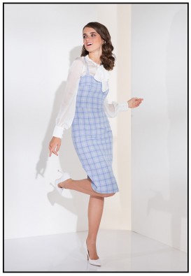 Сукня-сарафан у клітинку